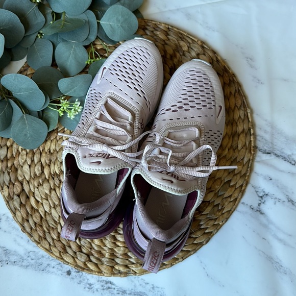 Nike Air Max 270 running shoes- pink and magenta- size 8.5 - Picture 5 of 5